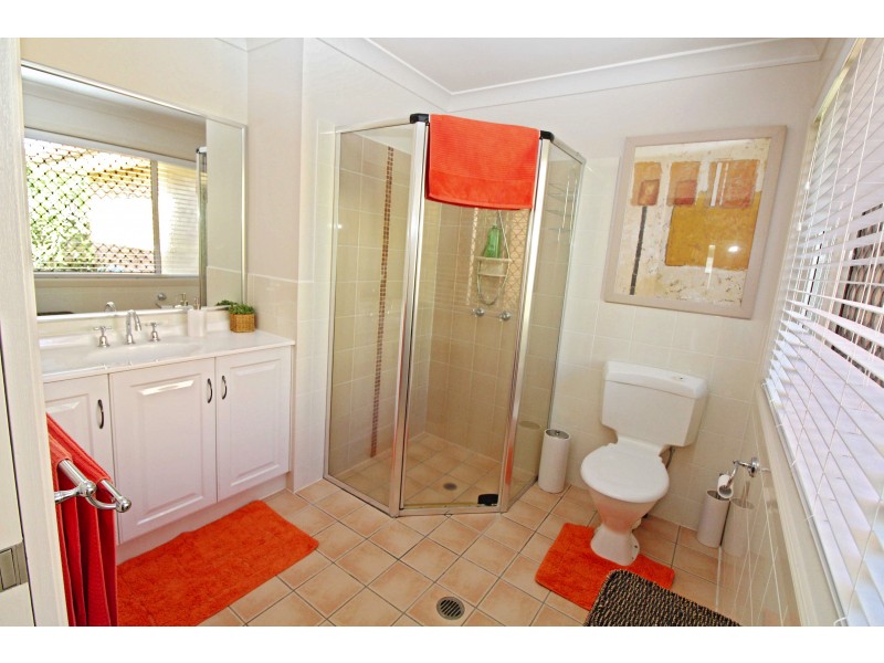 8 Willow St, Warwick QLD 4370