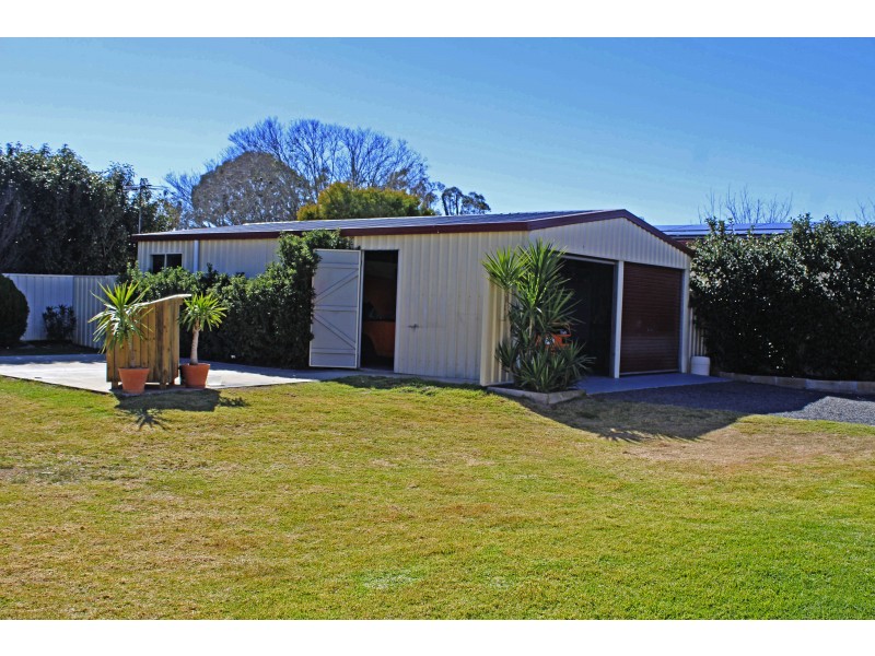 8 Willow St, Warwick QLD 4370
