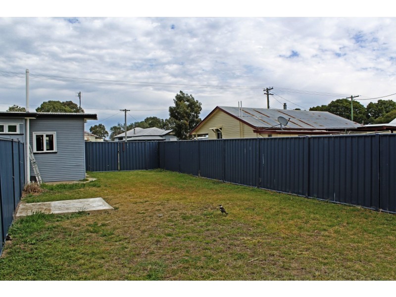 36 Darling St, Allora QLD 4362