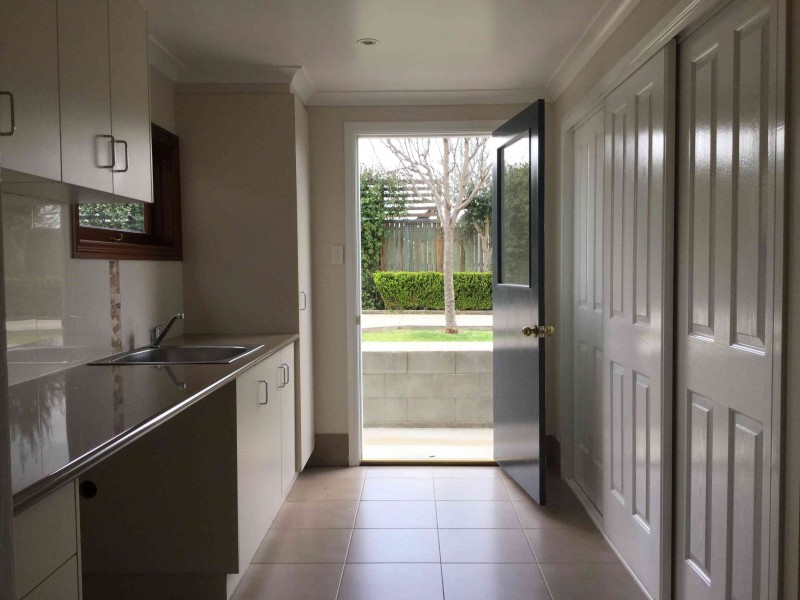 65 Locke St, Warwick QLD 4370