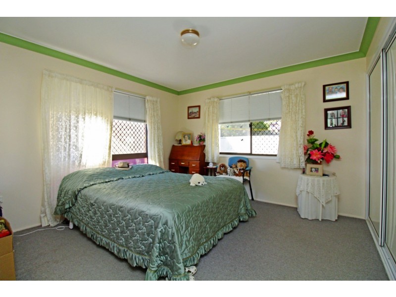 1/4 Reyburn St, Warwick QLD 4370