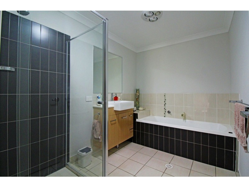 1/12 Shilliday St, Warwick QLD 4370