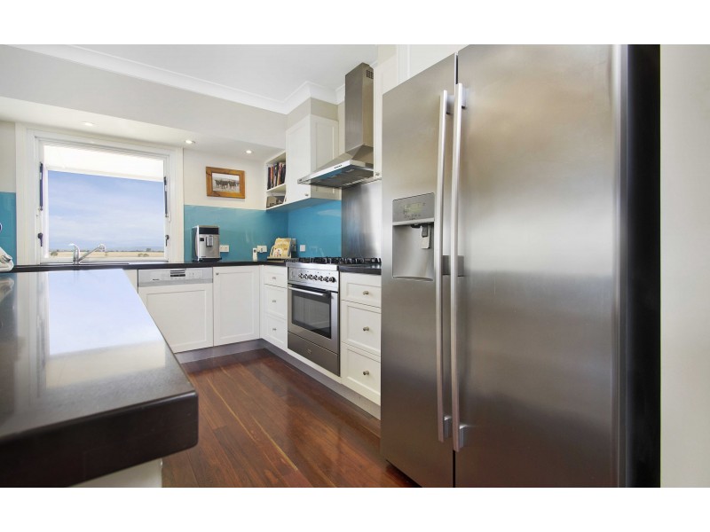 936 Junabee Rd, Junabee QLD 4370