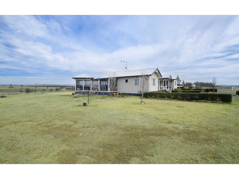 936 Junabee Rd, Junabee QLD 4370
