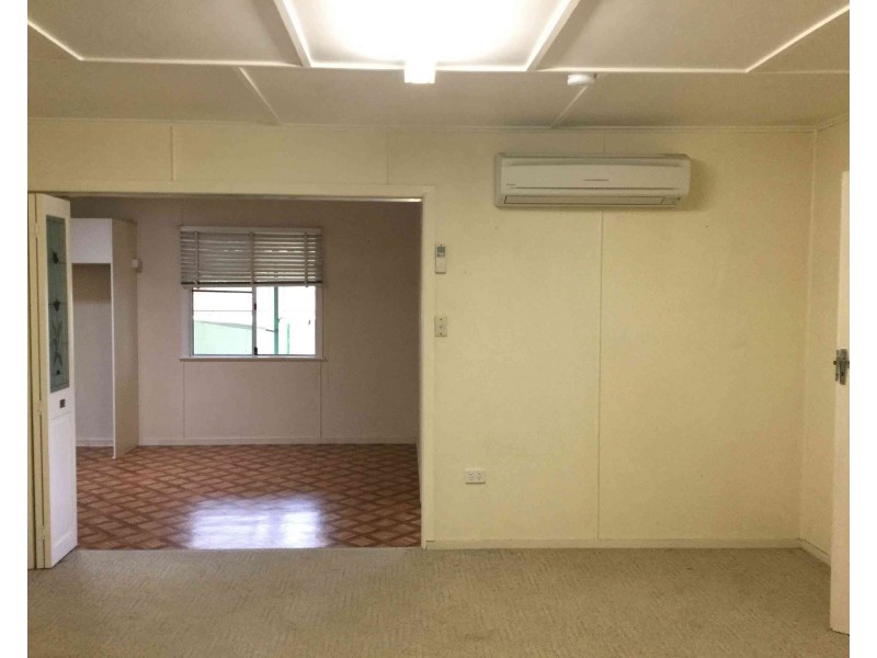 137 Dragon St, Warwick QLD 4370