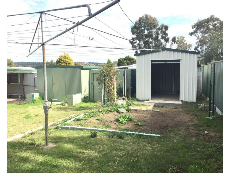 137 Dragon St, Warwick QLD 4370