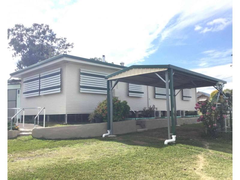 137 Dragon St, Warwick QLD 4370