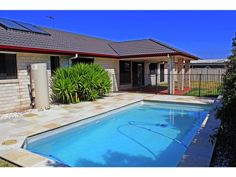 1 Iceberg Ct, Warwick QLD 4370