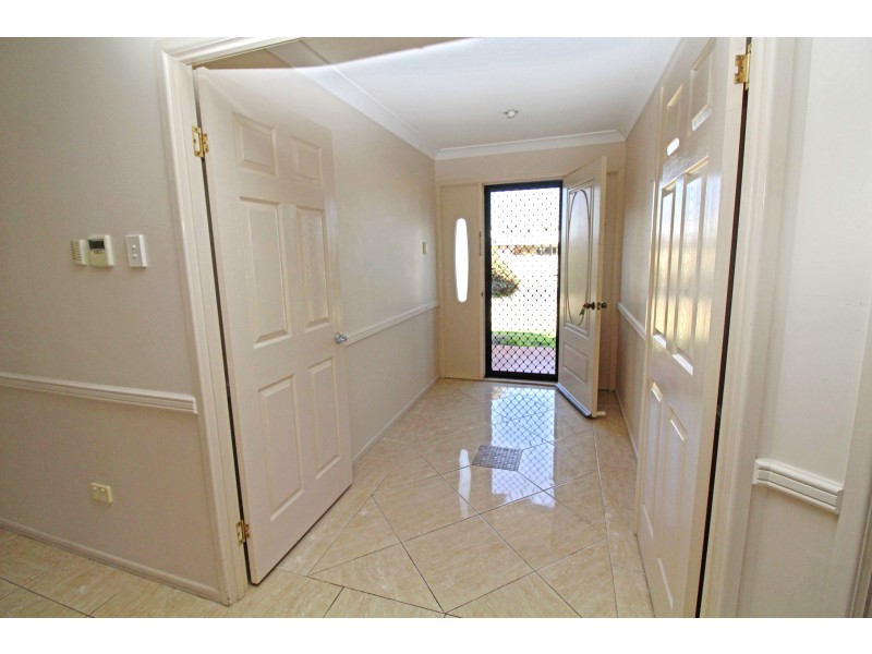 1 Iceberg Ct, Warwick QLD 4370