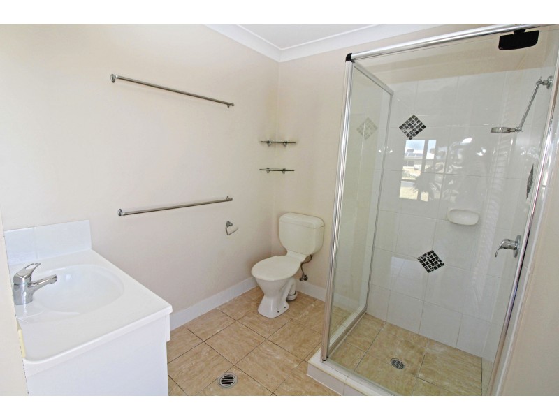 1 Iceberg Ct, Warwick QLD 4370