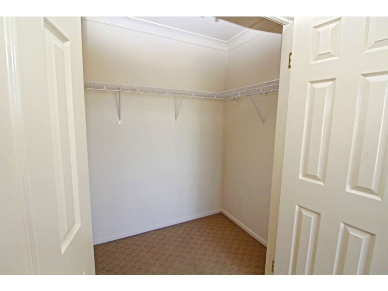 1 Iceberg Ct, Warwick QLD 4370