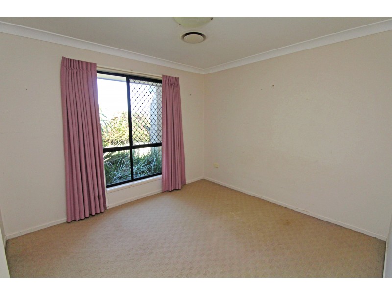 1 Iceberg Ct, Warwick QLD 4370
