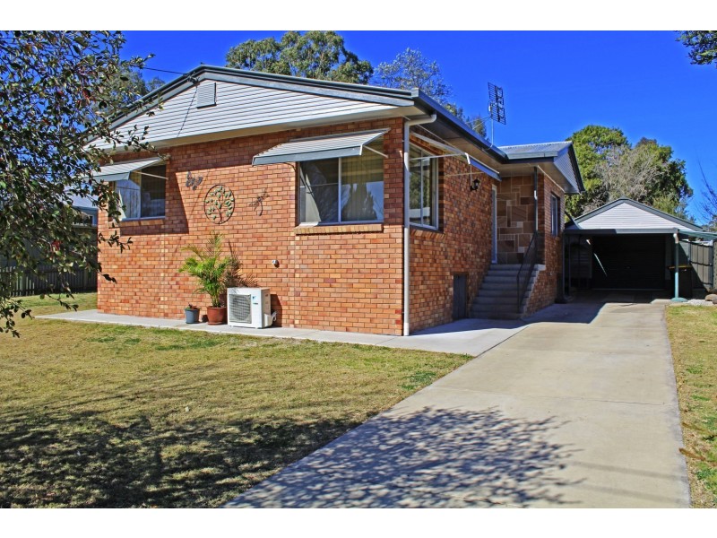 24 Evans Cres, Warwick QLD 4370
