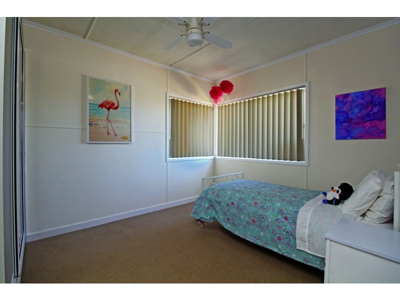 24 Evans Cres, Warwick QLD 4370