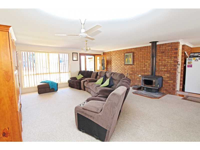 392 East St, Warwick QLD 4370