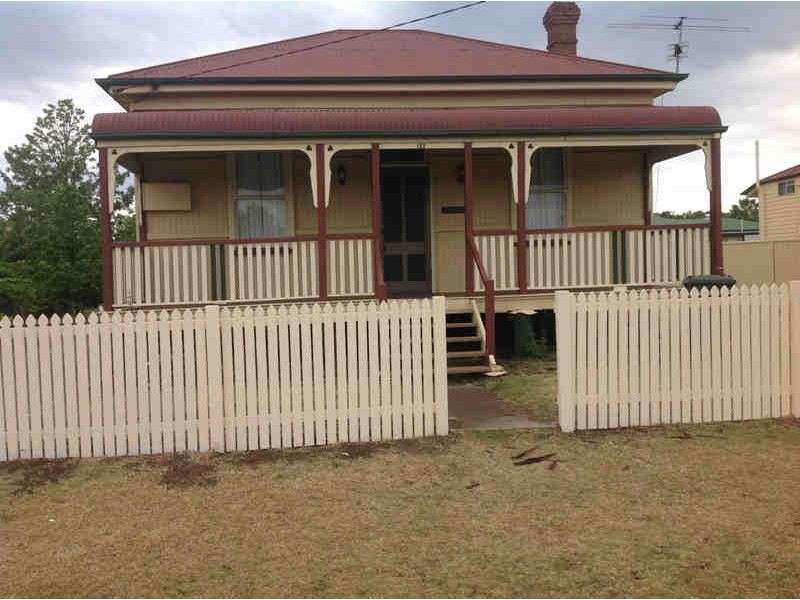 133 Percy St, Warwick QLD 4370
