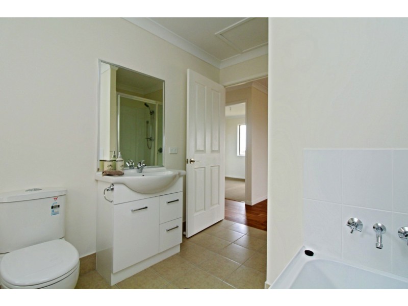 1 Polo Drive, Warwick QLD 4370