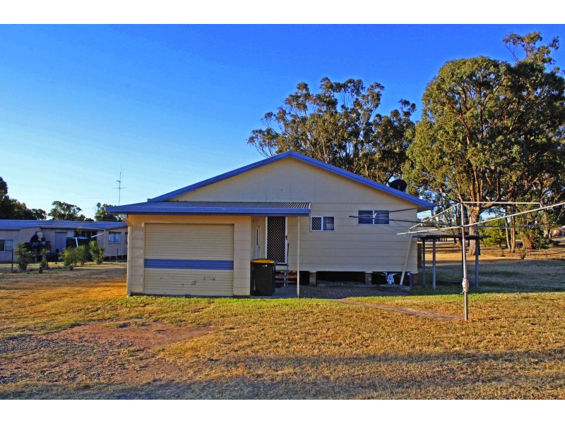 282 Wood St, Warwick QLD 4370
