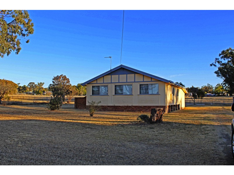 282 Wood St, Warwick QLD 4370