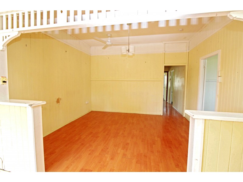 25 Albert St, Warwick QLD 4370