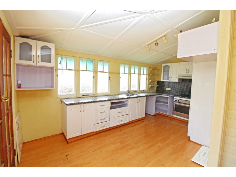 25 Albert St, Warwick QLD 4370