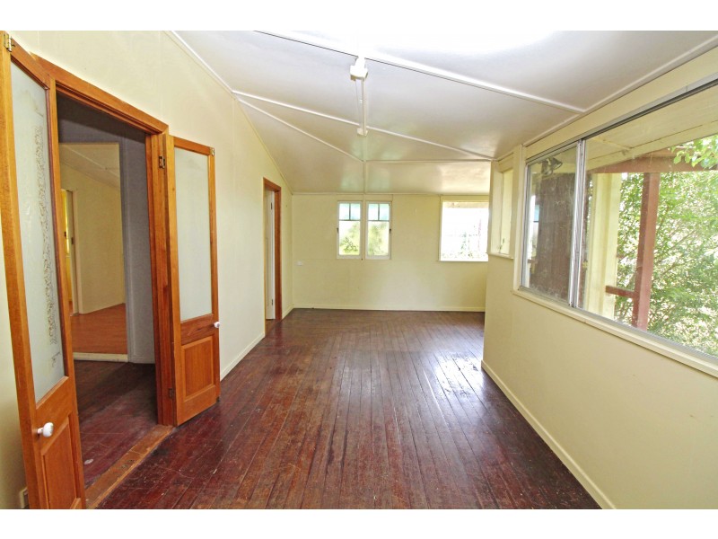 25 Albert St, Warwick QLD 4370