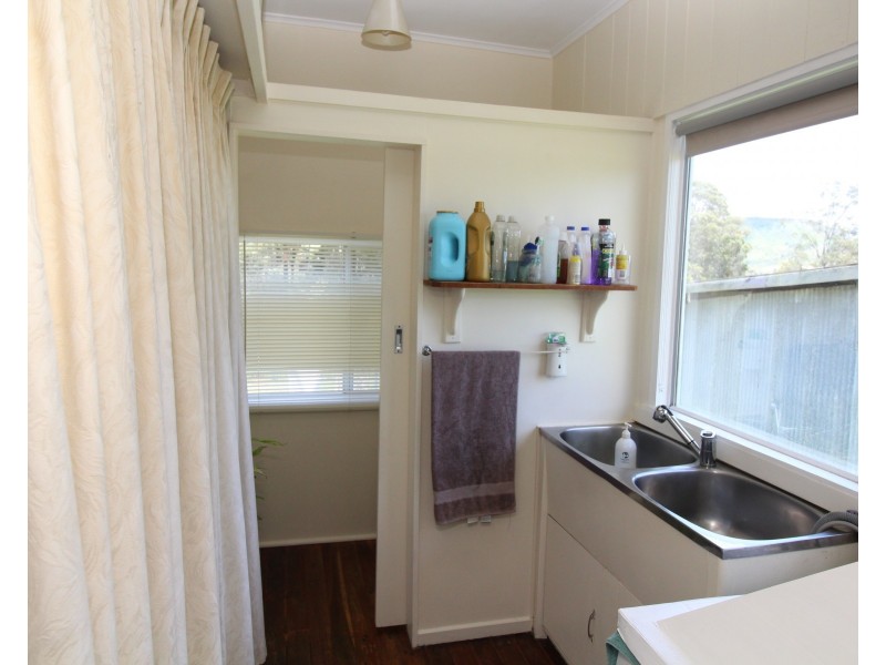 87 Lagoon Creek Rd, West Haldon QLD 4359