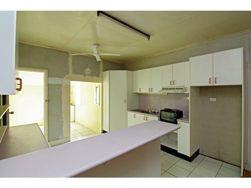 33 Canning St, Warwick QLD 4370