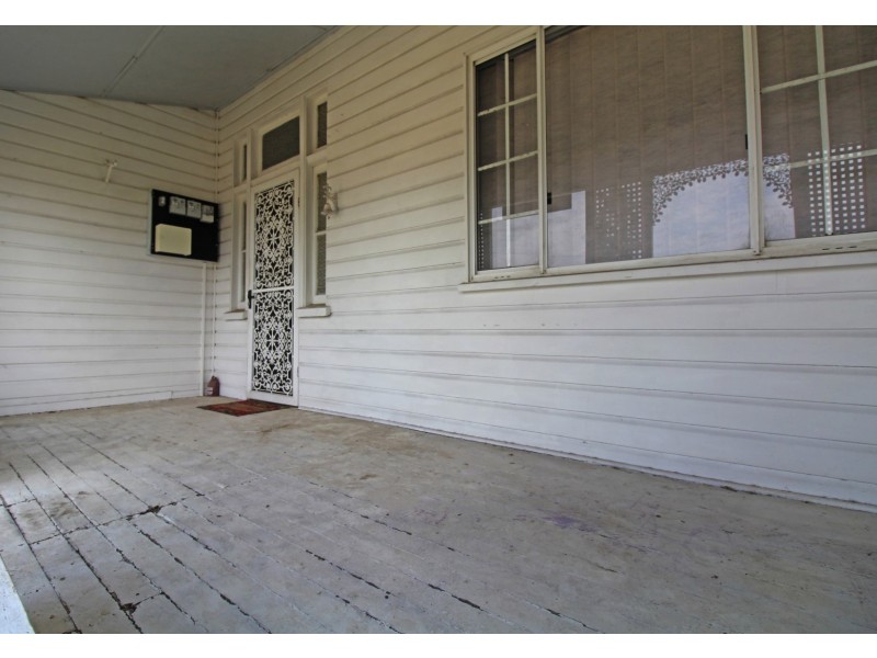33 Canning St, Warwick QLD 4370