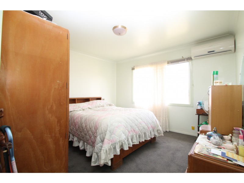 126 White Street, Pratten QLD 4370