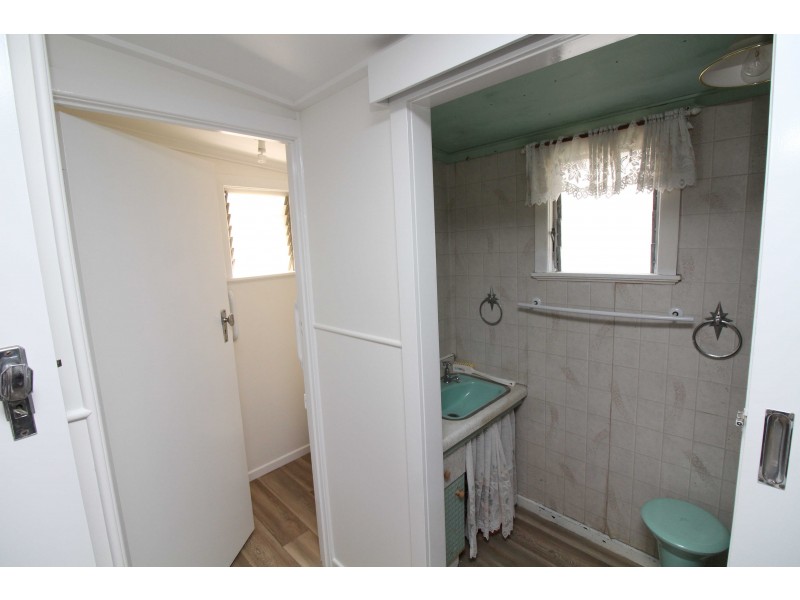 7 Wentworth St, Warwick QLD 4370