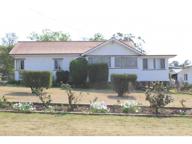 7 Wentworth St, Warwick QLD 4370