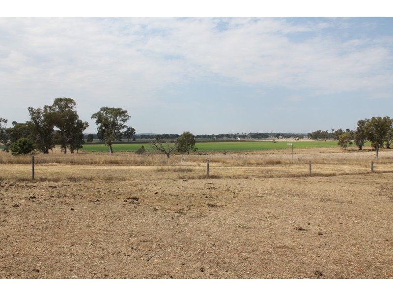 Lot 404 MacAlister St, Pratten QLD 4370