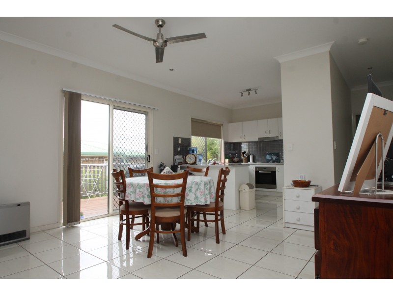 1 & 2/140 Dragon St, Warwick QLD 4370