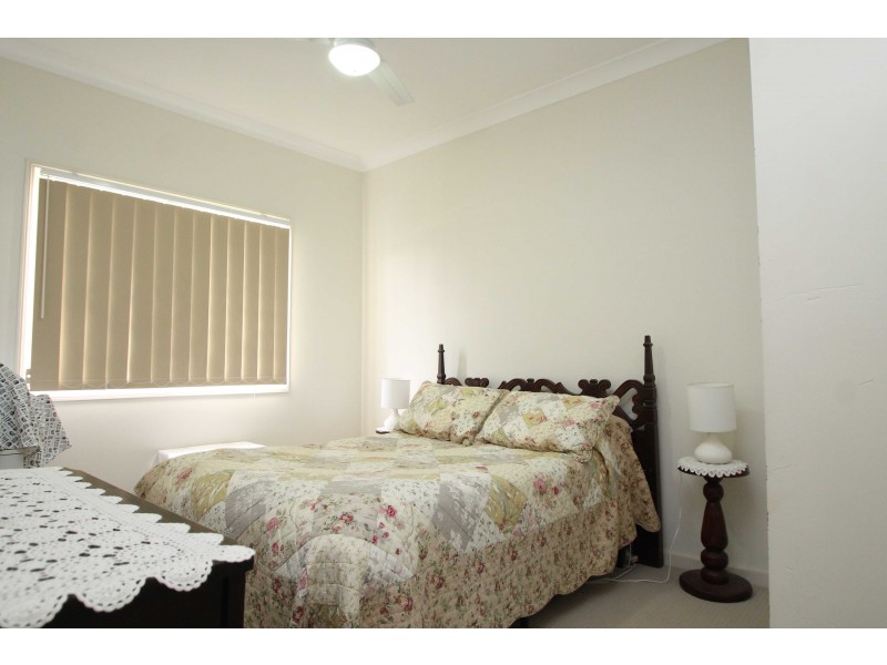 1 & 2/140 Dragon St, Warwick QLD 4370