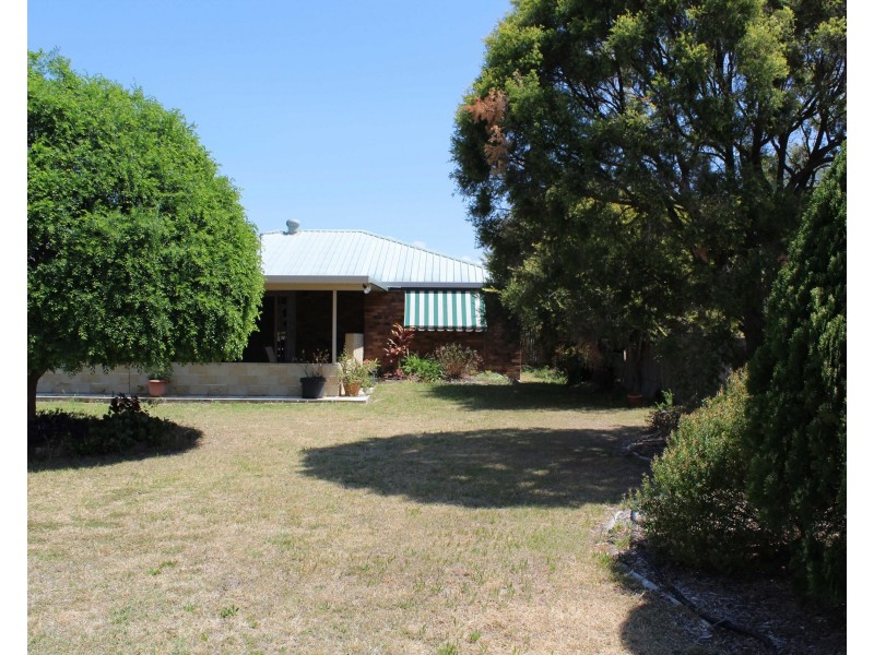 13 Kidman Dr, Warwick QLD 4370