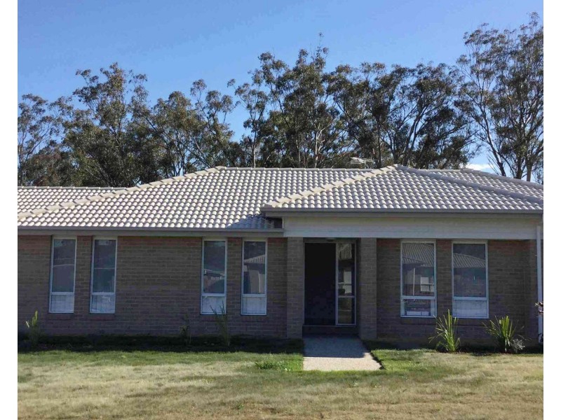 2 Tanna Drive, Warwick QLD 4370