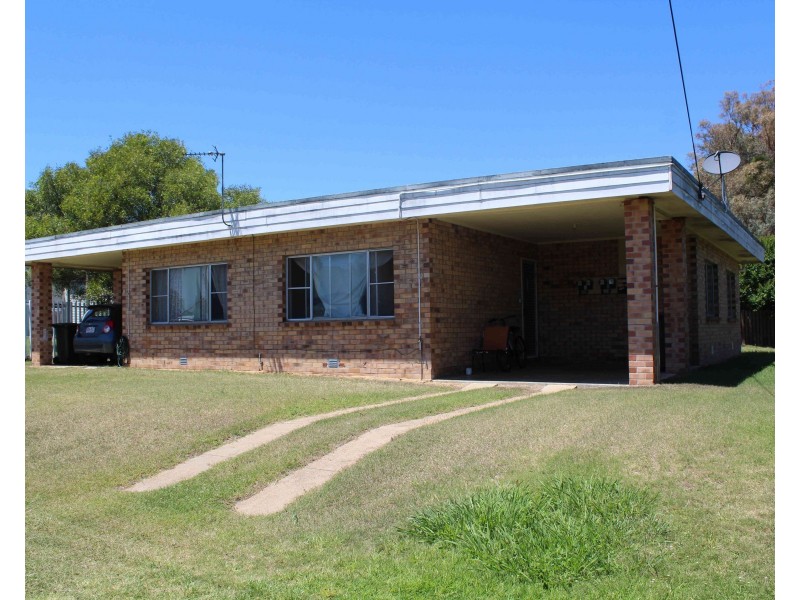 90 Victoria St, Warwick QLD 4370