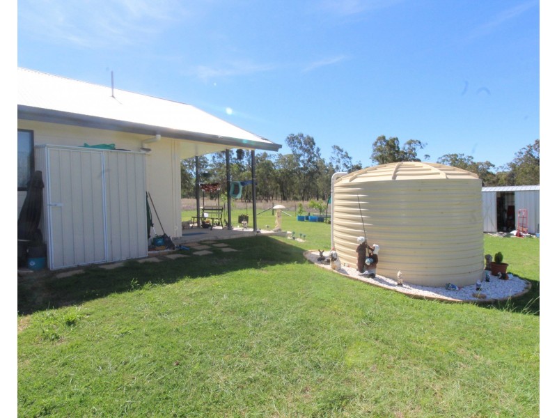 14 Ross St, Pratten QLD 4370