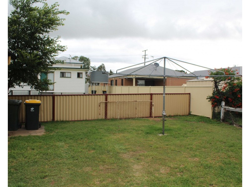 33-35 Myall Avenue, Warwick QLD 4370