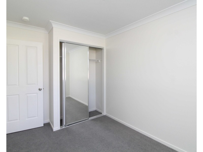 6 Stonewood Cres, Warwick QLD 4370
