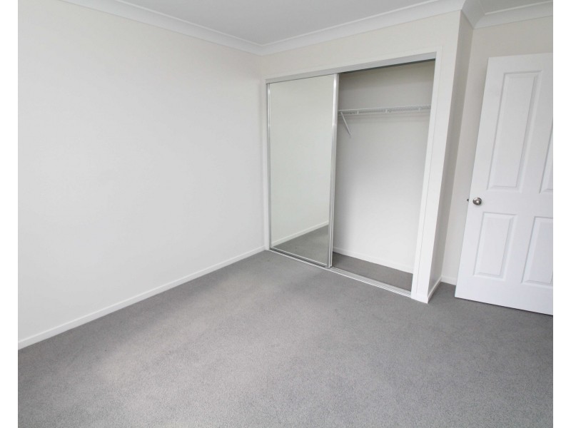 6 Stonewood Cres, Warwick QLD 4370
