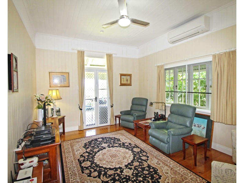 3 Warner St, Allora QLD 4362