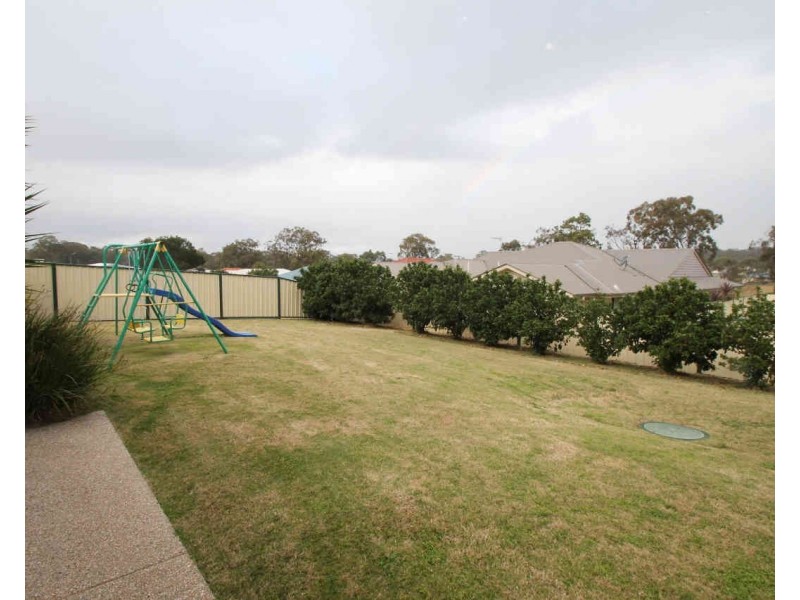 11 Floribunda Ave, Warwick QLD 4370