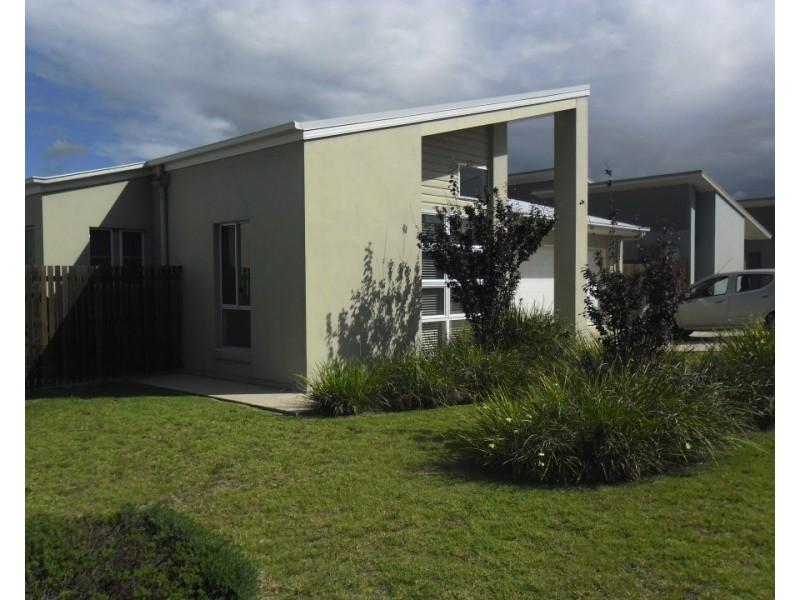 11 Floribunda Ave, Warwick QLD 4370