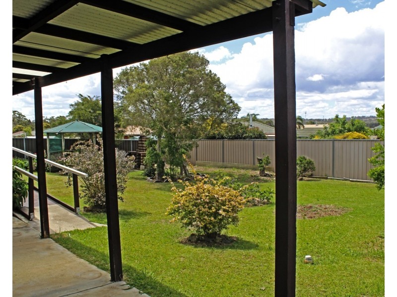 13 Bunker Ave, Warwick QLD 4370