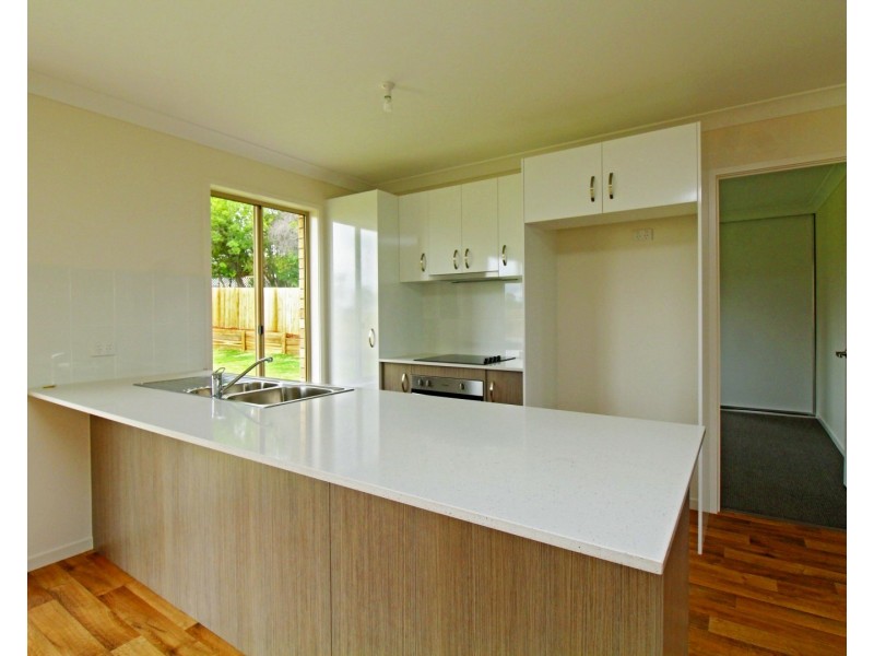 2D Wallace St, Warwick QLD 4370