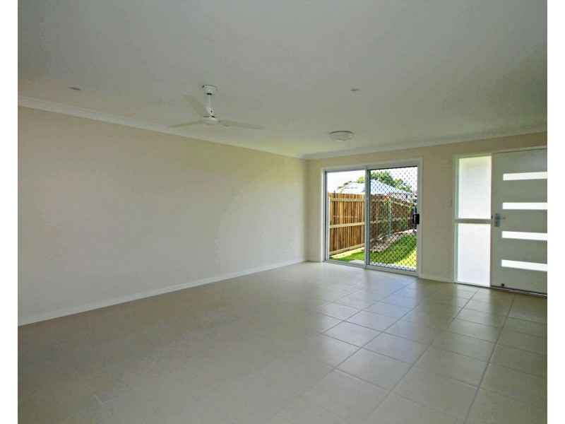 2/43 Pratten Street, Warwick QLD 4370