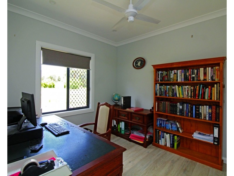 52 Watts St, Maryvale QLD 4370