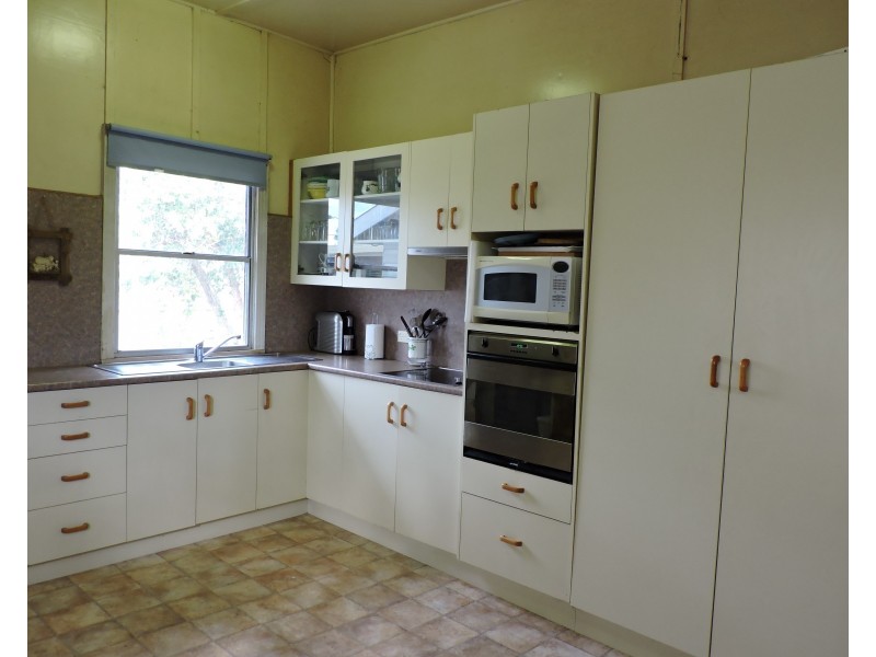 1110 Talgai West Rd, Victoria Hill QLD 4361